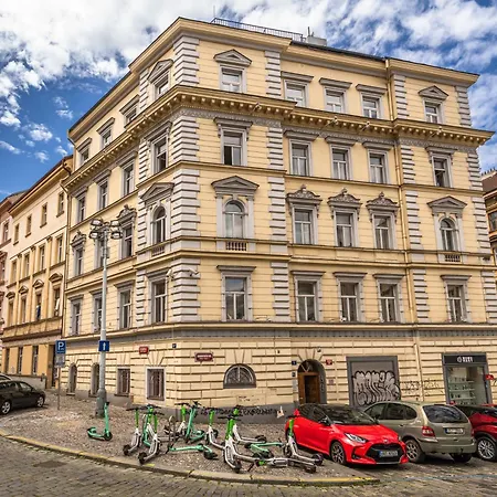 Beautiful Loft In 3 Apartment Prag